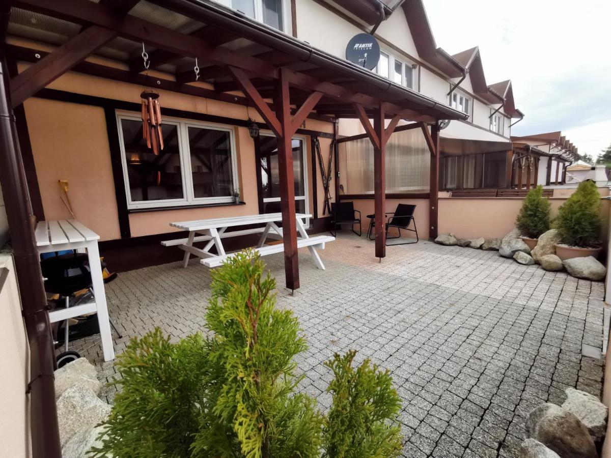 Apartman Pri Lese Veľký Slavkov Dış mekan fotoğraf